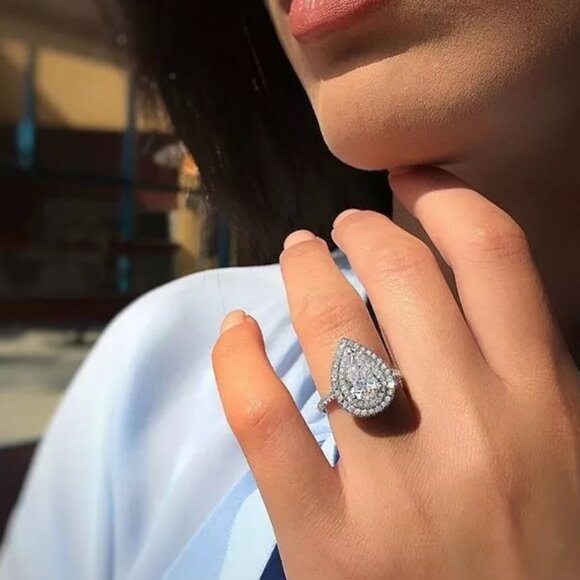 COPY - HIT THE CLICK LIKE TAG AND SHARE BUTTON - Picture 2 of 4